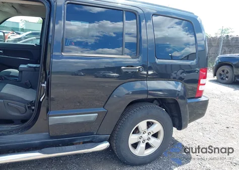 2010 Jeep Liberty Sport from USA, damaged, VIN 1J4PN2GKXAW179062